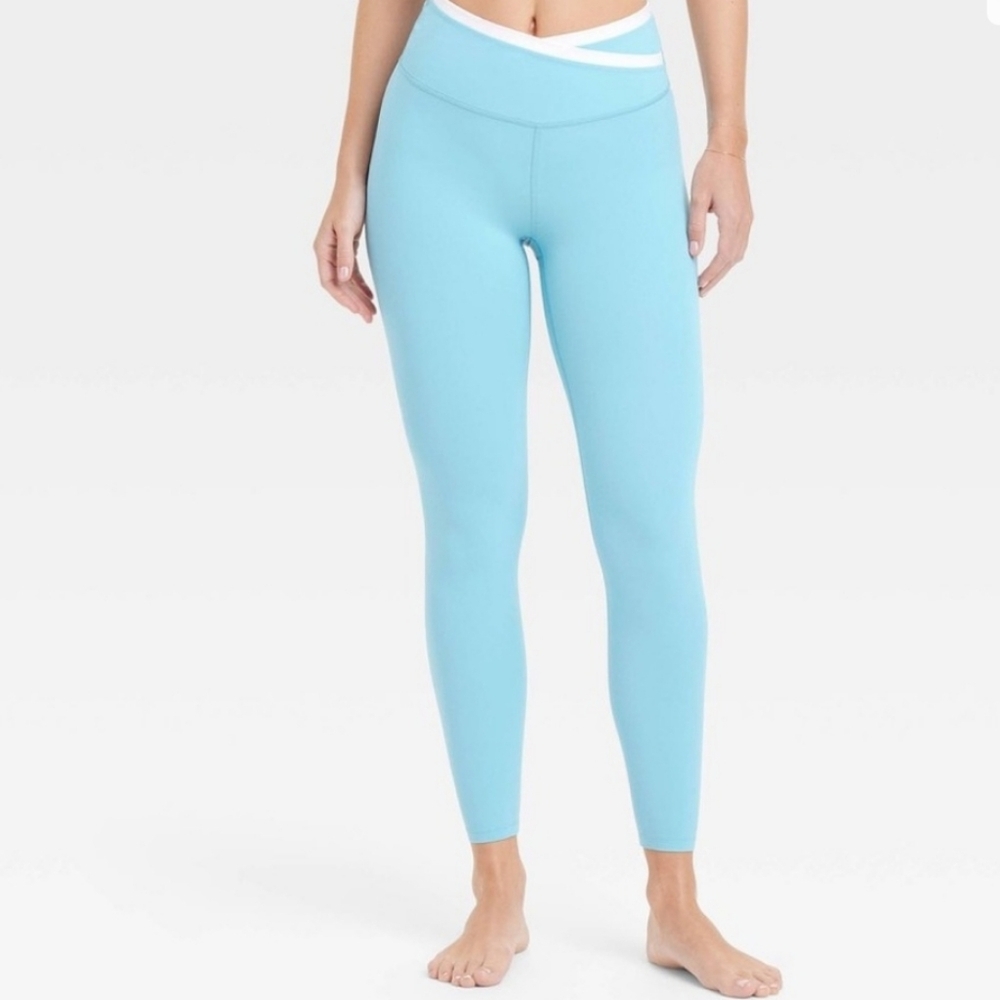 All in Motion Cross Over Everyday Soft Utra High Rise 7/8 Leggings Size XL